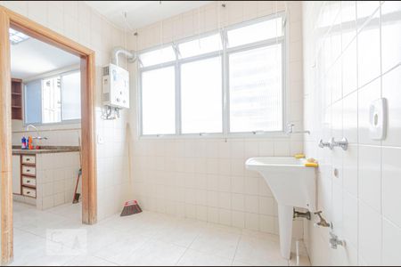 Apartamento à venda com 140m², 3 quartos e 2 vagasÁrea de Serviço