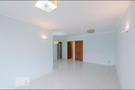 Apartamento à venda com 140m², 3 quartos e 2 vagas892968241