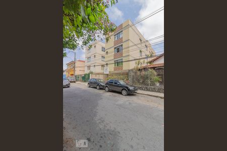 Apartamento para alugar com 80m², 2 quartos e 1 vagaFachada