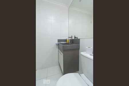 Apartamento para alugar com 69m², 2 quartos e 1 vagaBanheiro Suíte 