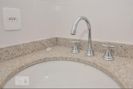 Apartamento para alugar com 68m², 2 quartos e 1 vaga Apartamento para alugar com 68m², 2 quartos e 1 vagaBanheiro Suíte