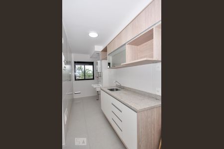 Apartamento para alugar com 68m², 2 quartos e 1 vaga Apartamento para alugar com 68m², 2 quartos e 1 vagaCozinha e Área de Serviço