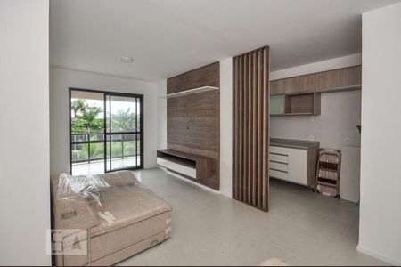 Sala de apartamento para alugar com 2 quartos, 68m² em Jacarepaguá, Rio de Janeiro