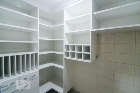 Apartamento à venda com 375m², 4 quartos e 4 vagasDispensa