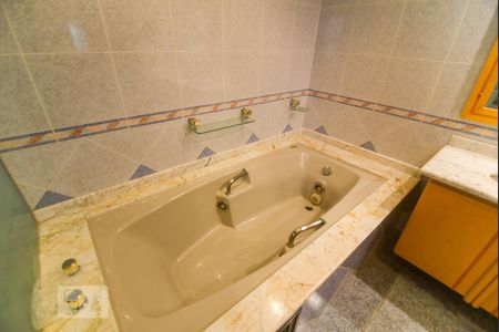 Apartamento à venda com 375m², 4 quartos e 4 vagasSuíte 4