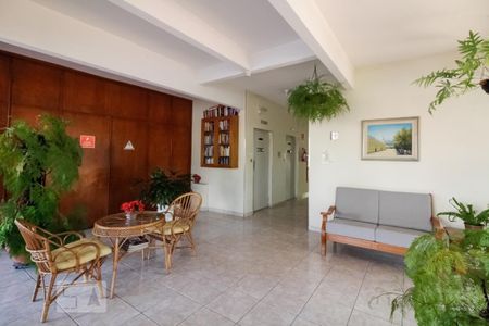 Apartamento para alugar com 76m², 3 quartos e 1 vagaHall