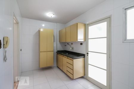 Apartamento para alugar com 76m², 3 quartos e 1 vagaCozinha