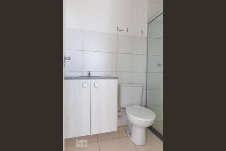 Banheiro de apartamento à venda com 2 quartos, 93m² em Sarandi, Porto Alegre