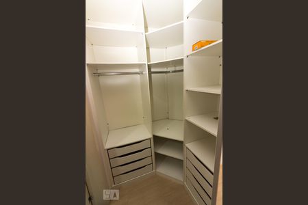 Apartamento à venda com 58m², 2 quartos e 1 vagaCloset do Quarto