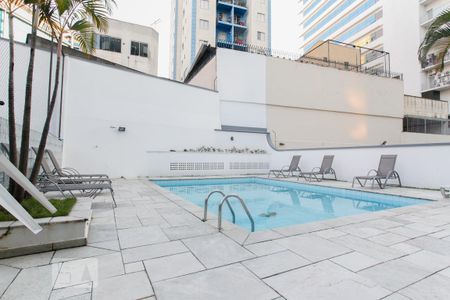 Apartamento à venda com 58m², 2 quartos e 1 vaga Apartamento à venda com 58m², 2 quartos e 1 vagaÁrea comum - Piscina