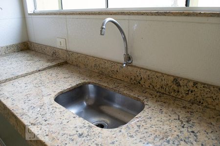 Casa à venda com 240m², 3 quartos e 2 vagasPIA COZINHA