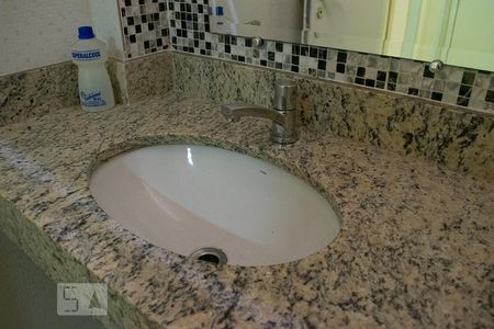 BANHEIRO de casa à venda com 3 quartos, 240m² em Jardim Peri, São Paulo