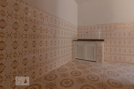 Cozinha de casa para alugar com 1 quarto, 50m² em São João Clímaco, São Paulo