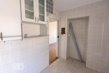 Cozinha de apartamento à venda com 1 quarto, 55m² em Vila Anglo Brasileira, São Paulo