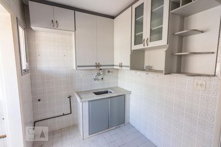 Cozinha de apartamento à venda com 1 quarto, 55m² em Vila Anglo Brasileira, São Paulo