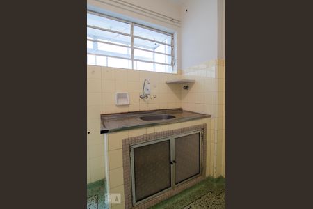 Cozinha de apartamento para alugar com 1 quarto, 49m² em Centro, Campinas