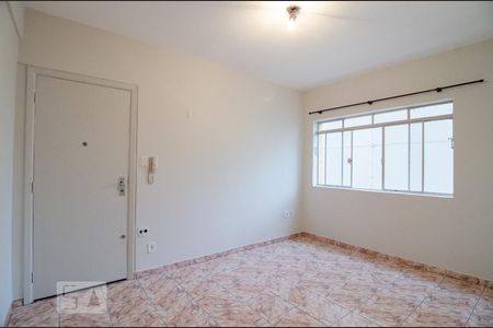 Sala de apartamento para alugar com 1 quarto, 49m² em Centro, Campinas