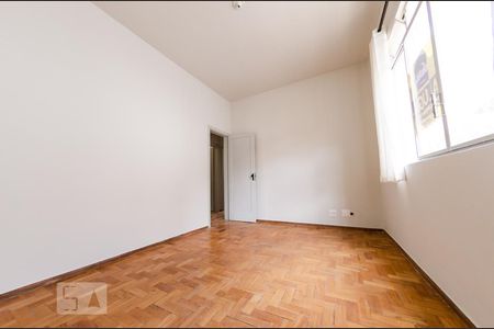 Apartamento para alugar com 65m², 2 quartos e 1 vagaSala