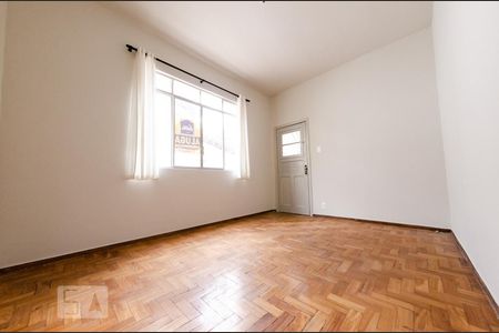 Apartamento para alugar com 65m², 2 quartos e 1 vagaSala