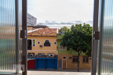 Sala vista de apartamento para alugar com 2 quartos, 63m² em Cascadura, Rio de Janeiro