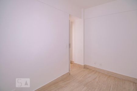 Quarto de apartamento para alugar com 3 quartos, 70m² em Santa Efigênia, Belo Horizonte