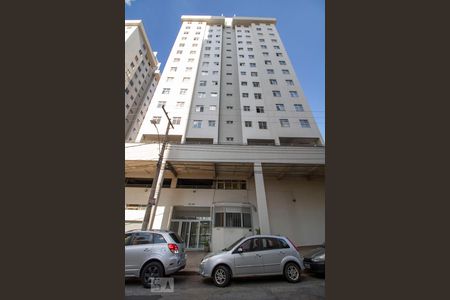 Apartamento para alugar com 70m², 3 quartos e 1 vagaFachada