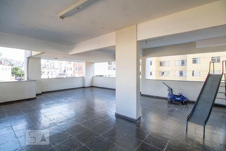 Apartamento para alugar com 70m², 3 quartos e 1 vagaÁrea comum - Salão de festas