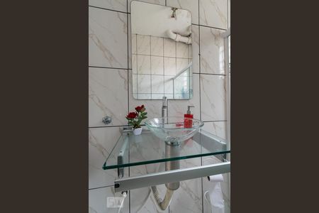 Apartamento à venda com 100m², 2 quartos e 1 vaga Apartamento à venda com 100m², 2 quartos e 1 vagaBanheiro - Detalhe da pia