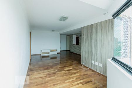 Apartamento à venda com 144m², 3 quartos e 4 vagasSala 02