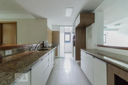 Apartamento à venda com 144m², 3 quartos e 4 vagasCozinha