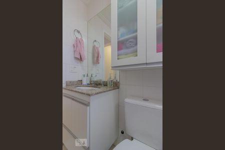 Banheiro de apartamento para alugar com 2 quartos, 60m² em Ipiranga, São Paulo