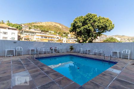 Apartamento à venda com 70m², 2 quartos e 1 vagaÁrea comum - Piscina