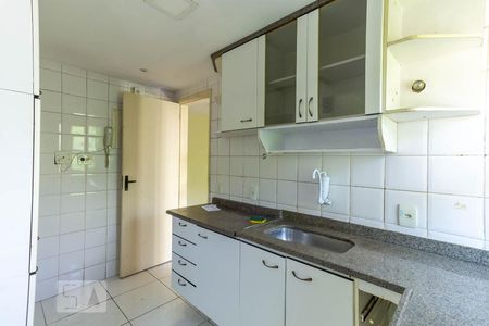 Apartamento à venda com 70m², 2 quartos e 1 vagaCozinha
