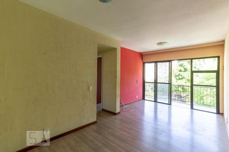 Apartamento à venda com 70m², 2 quartos e 1 vagaSala