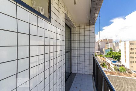 Apartamento à venda com 70m², 2 quartos e 1 vagaVaranda do Quarto 2