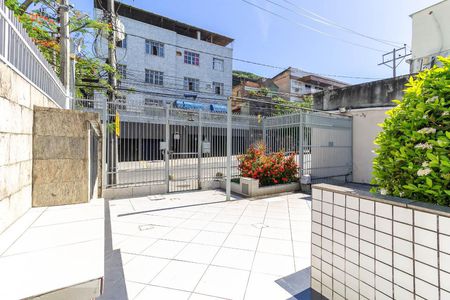 Apartamento à venda com 70m², 2 quartos e 1 vagaÁrea comum