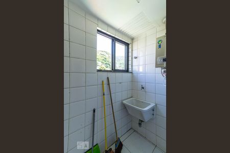 Apartamento à venda com 70m², 2 quartos e 1 vagaÁrea de Serviço