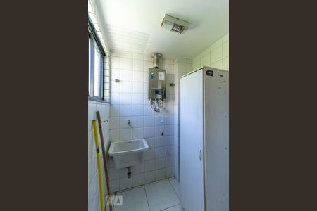 Apartamento à venda com 70m², 2 quartos e 1 vagaÁrea de Serviço