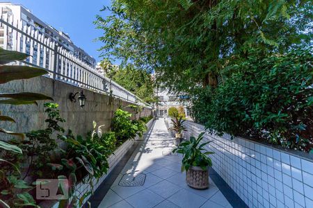 Apartamento à venda com 70m², 2 quartos e 1 vagaÁrea comum