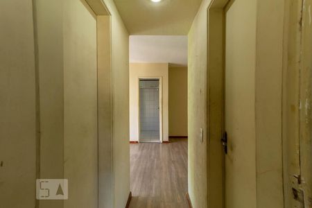 Apartamento à venda com 70m², 2 quartos e 1 vagaCorredor