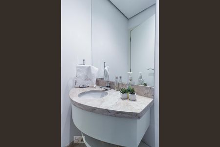 Apartamento à venda com 210m², 3 quartos e 4 vagasLavabo