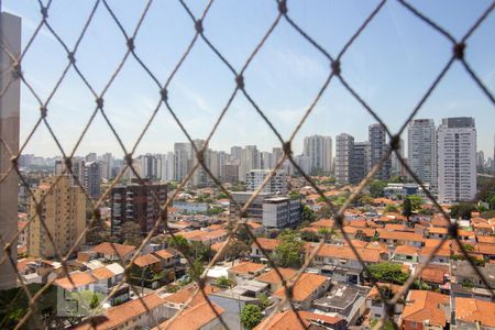 Apartamento à venda com 210m², 3 quartos e 4 vagasVista da Suíte 1
