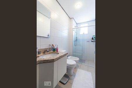 Apartamento à venda com 210m², 3 quartos e 4 vagasBanheiro da Suíte 3
