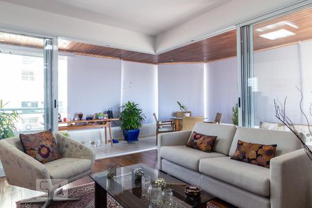 Sala de Estar de apartamento à venda com 3 quartos, 210m² em Cidade Monções, São Paulo