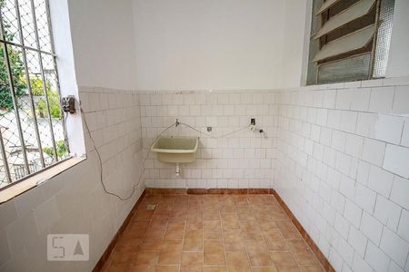 Apartamento para alugar com 85m², 2 quartos e sem vagaÁrea de Serviço