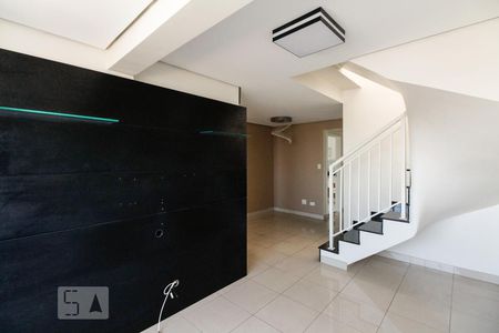 Sala  de apartamento à venda com 2 quartos, 122m² em Vila Bertioga, São Paulo