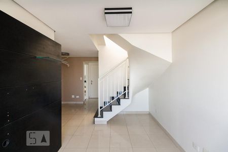 Sala  de apartamento à venda com 2 quartos, 122m² em Vila Bertioga, São Paulo