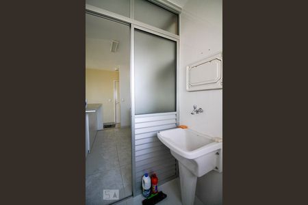 Apartamento para alugar com 68m², 3 quartos e 2 vagas Apartamento para alugar com 68m², 3 quartos e 2 vagasÁrea de Serviço