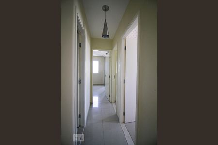 Corredor de apartamento à venda com 3 quartos, 68m² em Água Branca, São Paulo