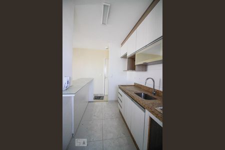 Apartamento para alugar com 68m², 3 quartos e 2 vagas Apartamento para alugar com 68m², 3 quartos e 2 vagasCozinha